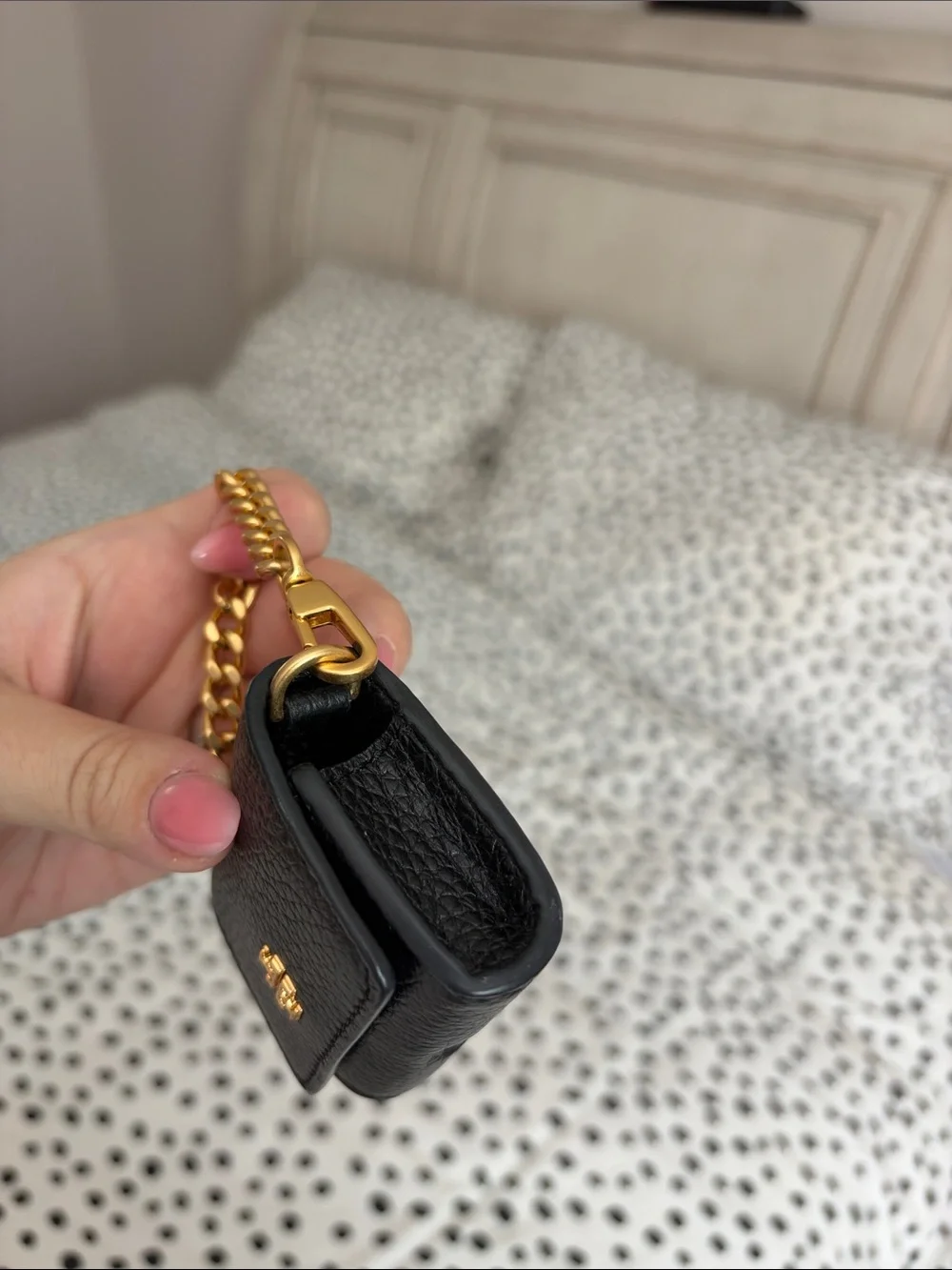 Tory Burch compact tory